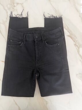 MOTHER Black High-Rise Skinny Frayed Hem Women’s Jeans